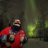 Joe Bailey unter Nordlichtern in Yellowknife